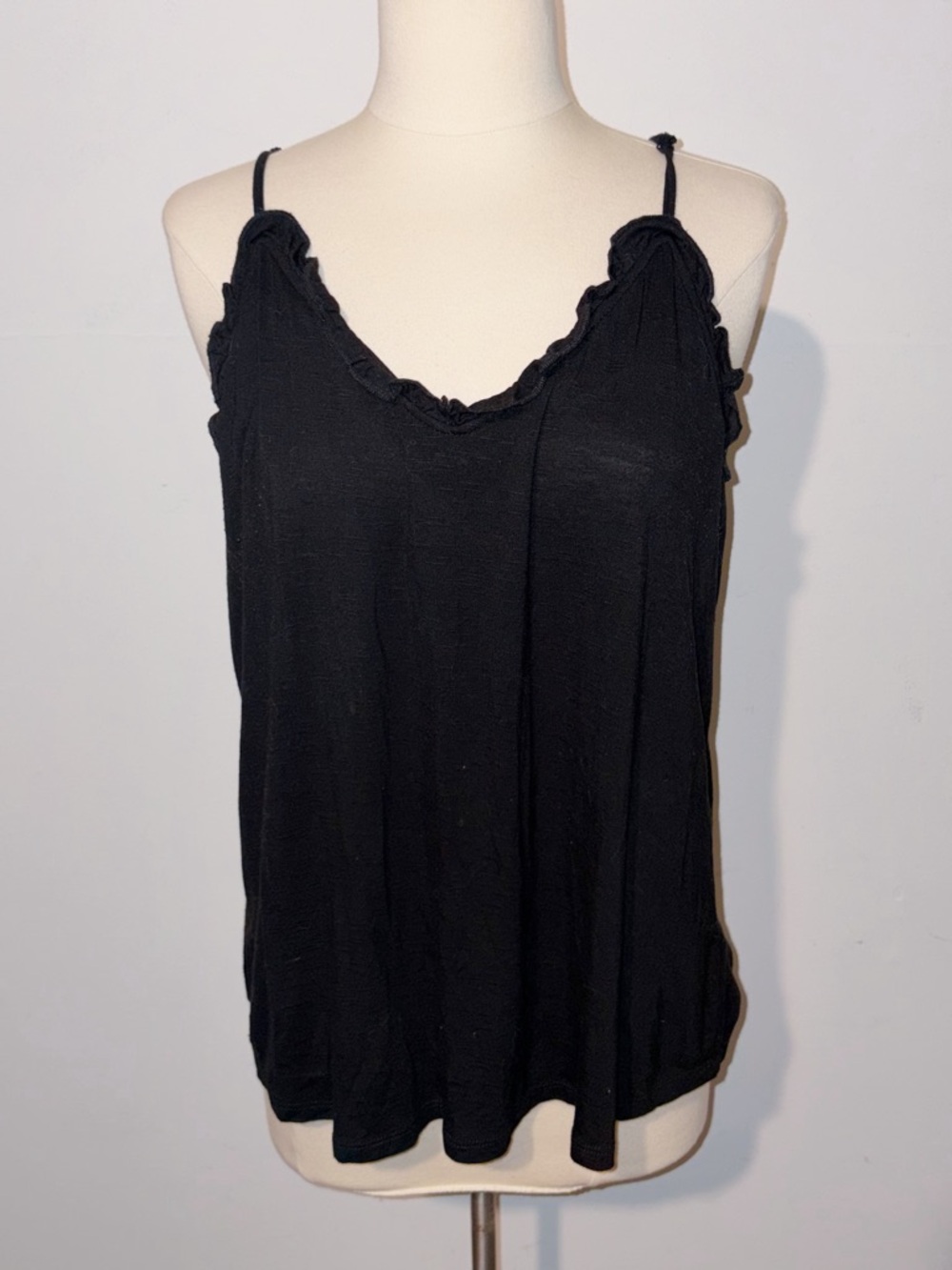 Black Ruffle Trim Spaghetti Strap Tank Top